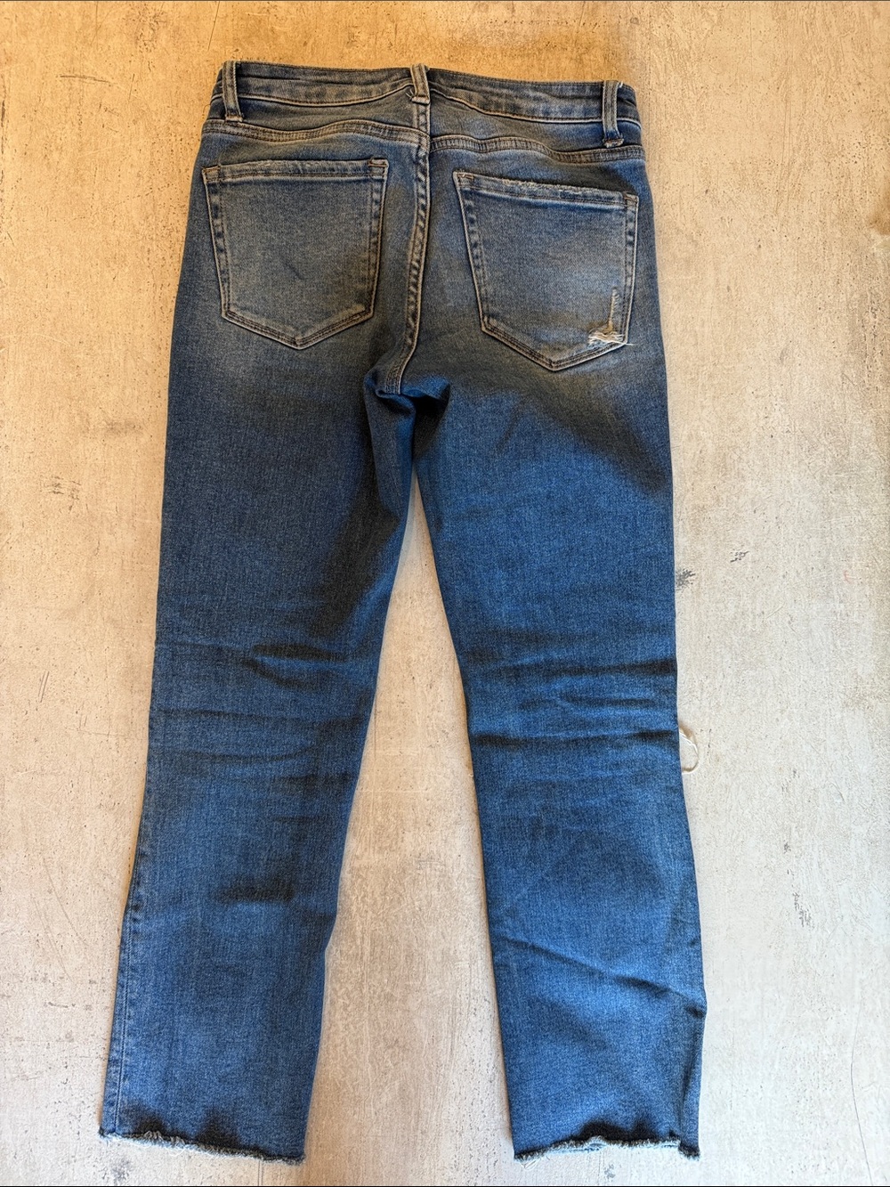 High-Rise Light Blue Cropped Straight Jeans - Picture 3 of 5